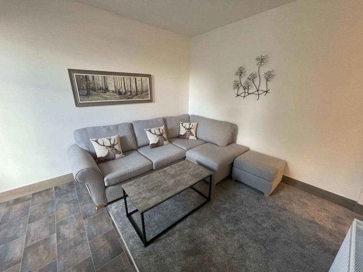 Crown Aros Beag, Ultra City Central 2 Bedroom Apartment With Free Parking Onsite Инвернесс Экстерьер фото